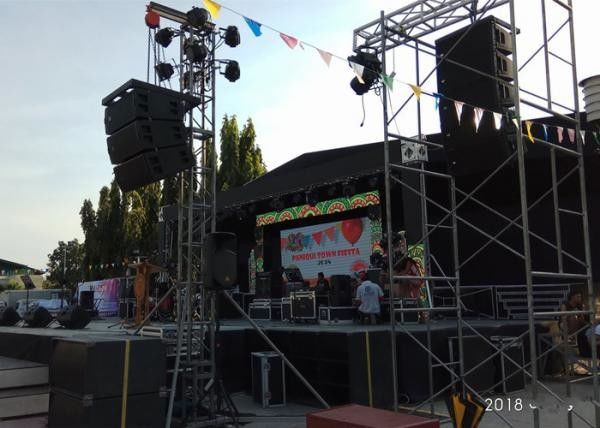 HD Outdoor Stage LED Screen 1/16 Scan Driving 5000cd Brightness For Events